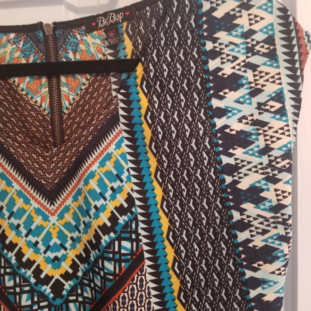 Medium Dress - Picture 3 of 4